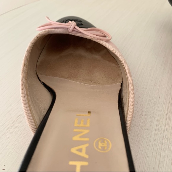 Chanel Cap Toe Kitten Heal Mules, size 8.5 - Picture 8 of 16